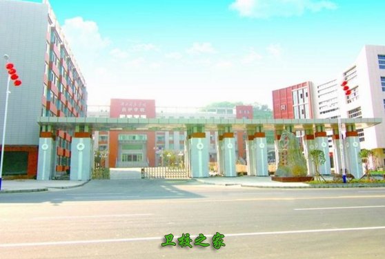 校园环境优美