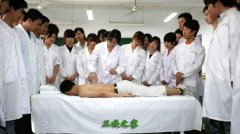 对照阅读坚定不移走校企结合